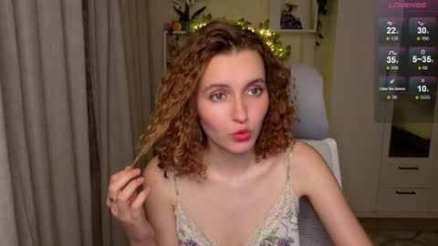 Snapshot of emily_lune chatting on June 2026 06:34:01 PM Emily online show from June 2026 06:34:01 PM