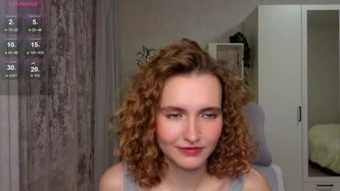Snapshot of emily_lune chatting on July 2026 05:49:02 PM Emily online show from July 2026 05:49:02 PM