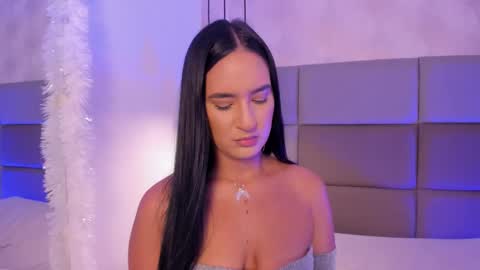 emily_luve online show from December 2025 03:41:01 PM