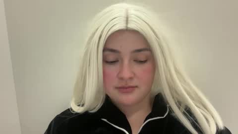 Snapshot of emily_morning_dew chatting on February 2026 09:09:02 PM emily_morning_dew online show from February 2026 09:09:02 PM