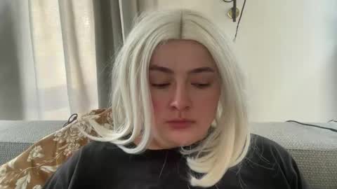 Snapshot of emily_morning_dew chatting on February 2026 07:42:02 AM emily_morning_dew online show from February 2026 07:42:02 AM