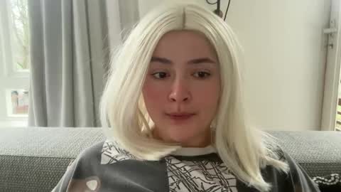 Snapshot of emily_morning_dew chatting on February 2026 10:02:01 AM emily_morning_dew online show from February 2026 10:02:01 AM