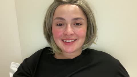 emily_morning_dew online show from April 2026 08:25:02 PM