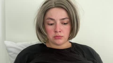 emily_morning_dew online show from June 2026 06:54:02 AM