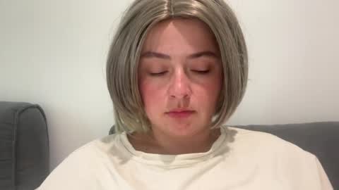 emily_morning_dew online show from July 2026 05:18:02 PM