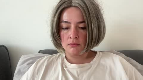 emily_morning_dew online show from August 2026 05:28:02 AM