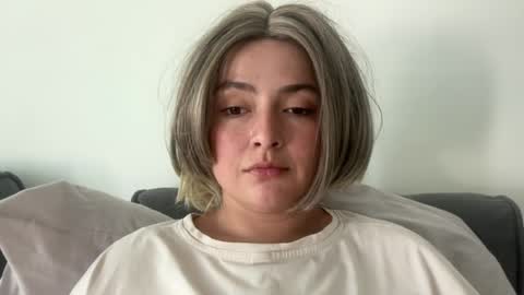 emily_morning_dew online show from August 2026 12:32:02 PM