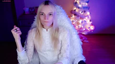 Lia online show from December 2024 09:31:02 PM