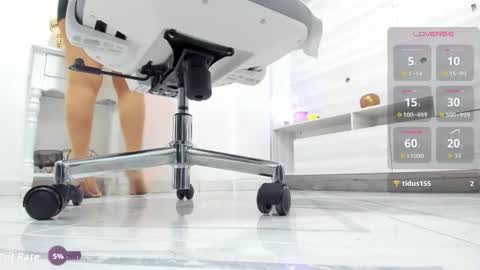 emili online show from November 2025 04:51:01 PM