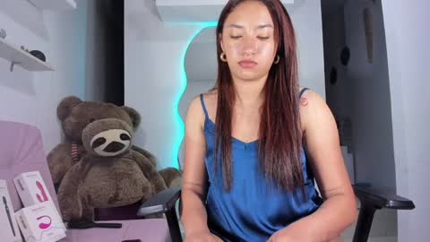 emily_palmeer online show from December 2024 09:02:02 AM