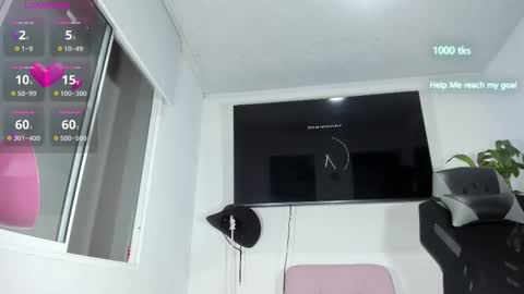 emily_palmeer online show from November 2025 10:34:02 AM