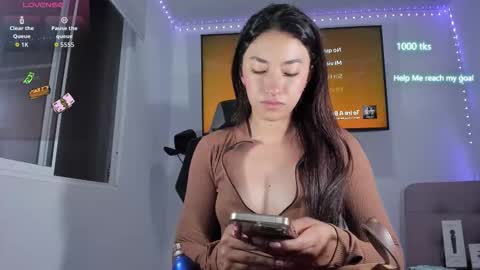 emily_palmeer online show from March 2026 10:11:01 AM