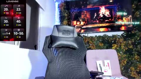 emily_palmeer online show from June 2026 10:15:01 AM