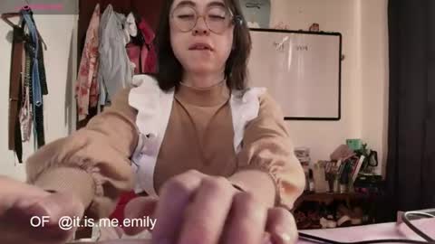 emily_pearl_ online show from July 2026 05:48:02 PM