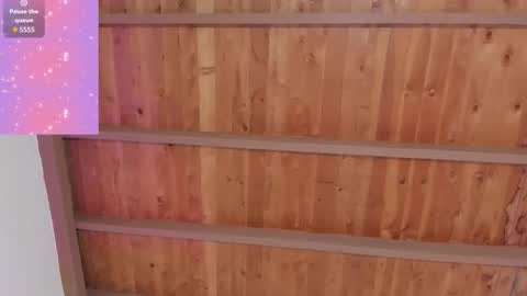 Emily online show from October 2025 06:03:02 AM