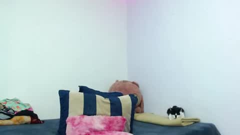 Emily  IGEmmily Baussa online show from December 2025 07:54:02 PM