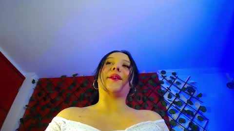 Emily Trujillo online show from November 2025 05:56:01 PM