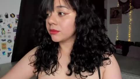 Snapshot of emily_vader chatting on July 2026 02:04:01 AM emily_vader online show from July 2026 02:04:01 AM