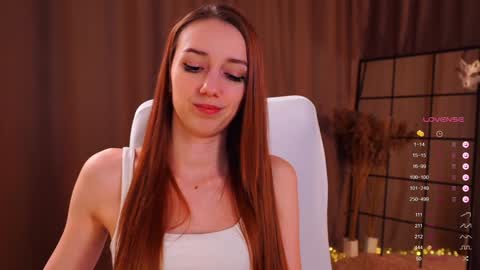 Snapshot of emily_w0w_ chatting on January 2025 03:25:02 PM Lia online show from January 2025 03:25:02 PM