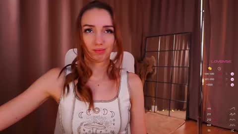 Snapshot of emily_w0w_ chatting on February 2025 06:00:01 AM Lia online show from February 2025 06:00:01 AM