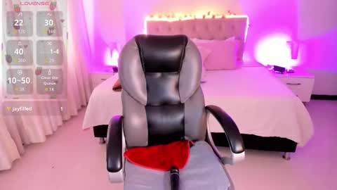 emily_warren__ online show from September 2025 08:14:01 PM