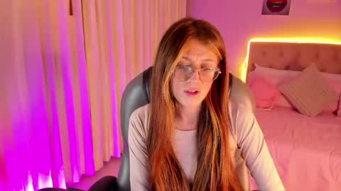 emily_warren__ online show from March 2026 08:21:02 PM