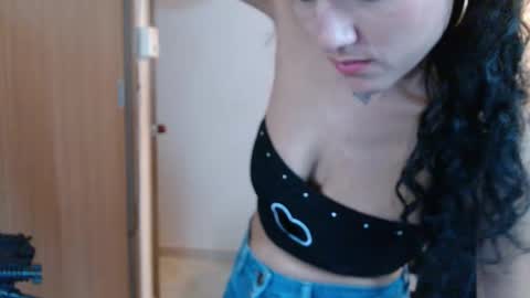 EMILY  online show from October 2025 07:55:01 PM