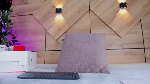 Snapshot of emilyallen_1 chatting on February 2026 11:59:01 AM emilyallen_1 online show from February 2026 11:59:01 AM