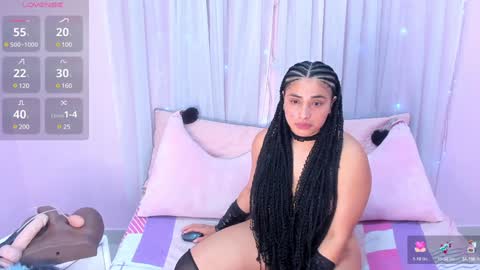 Snapshot of emilybta chatting on January 2025 05:21:02 AM EMILY online show from January 2025 05:21:02 AM