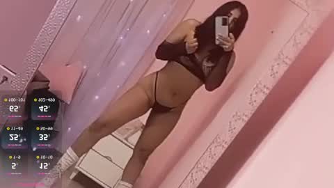 Snapshot of emilybta chatting on February 2025 02:25:01 PM EMILY online show from February 2025 02:25:01 PM