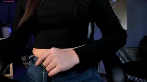 Emily Carter online show from April 2026 11:29:01 AM