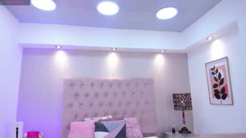 EMILY  online show from March 2026 05:34:01 AM