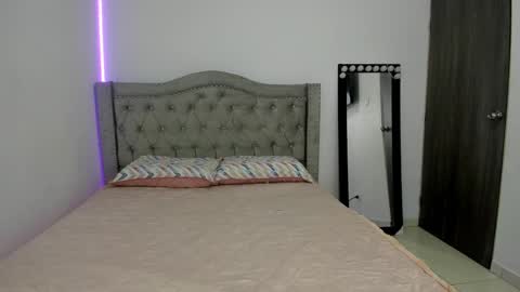 Snapshot of emilydauz chatting on January 2025 06:05:01 AM Camila online show from January 2025 06:05:01 AM