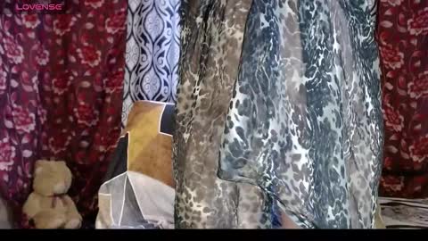 Snapshot of emilydoth chatting on October 2025 04:45:02 AM EmilyDoth online show from October 2025 04:45:02 AM