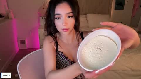 emilyfawn online show from September 2025 03:06:02 AM