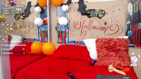 Snapshot of emilyjonns chatting on October 2025 01:59:02 PM EmilyJons online show from October 2025 01:59:02 PM