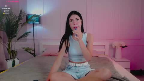 Snapshot of emilyramsey chatting on July 2026 01:29:02 PM Emily online show from July 2026 01:29:02 PM