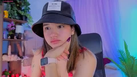 emilyrousex online show from December 2025 02:01:01 PM