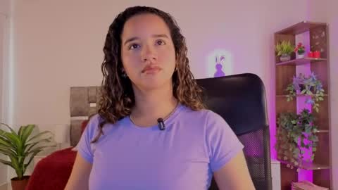 Snapshot of emilyrousex chatting on May 2026 06:13:01 PM emilyrousex online show from May 2026 06:13:01 PM