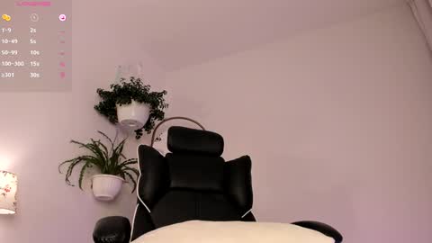 Emily online show from January 2025 07:21:02 PM