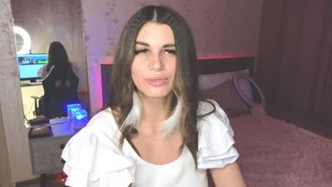 Emily online show from December 2024 06:13:02 AM