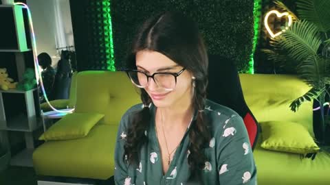 Emily online show from January 2025 04:37:02 AM