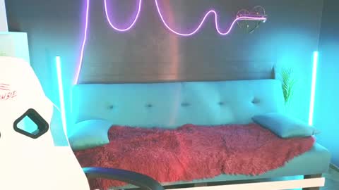 Emily online show from February 2025 04:56:02 AM