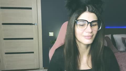 Emily online show from February 2025 11:14:02 AM