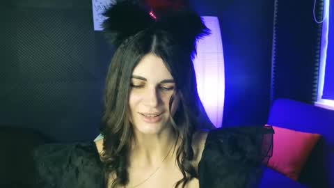 Emily online show from February 2025 07:56:01 AM