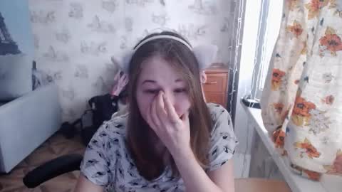 Snapshot of emilyway chatting on March 2025 07:04:02 AM emilyway online show from March 2025 07:04:02 AM