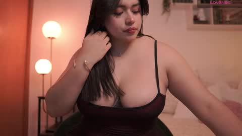 IG thickemmsss online show from March 2025 05:38:02 PM