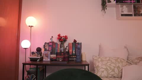 IG thickemmsss online show from October 2025 06:12:01 PM