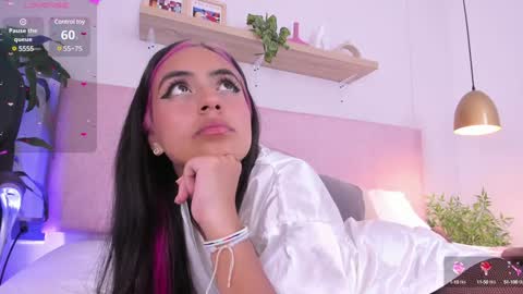 Emily Bank online show from January 2025 02:36:01 AM