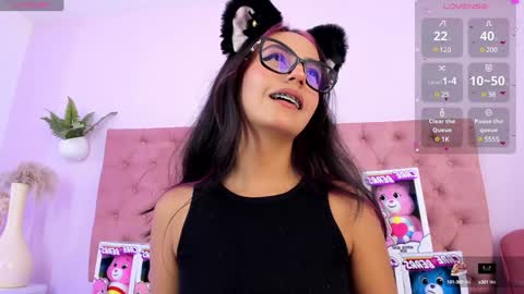 Emily Bank online show from February 2025 08:06:02 PM